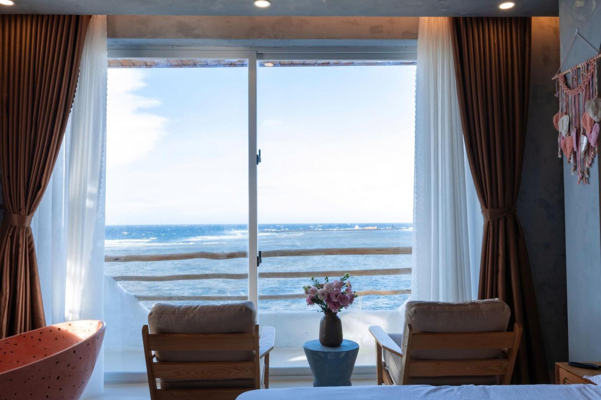 Cu Lao Thu Chiu Chiu Resort Dao Phu Quy מראה חיצוני תמונה